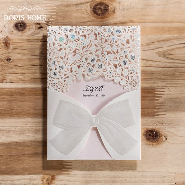 50 Pcs Laser Cut Do Convite Do Casamento Branco Oco Flora Vertical 50 Pcs Laser Cut Do Convite Do Casamento Branco Oco Flora Vertical