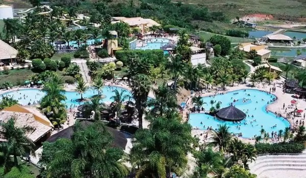 Conheça Os Melhores Parques Aquáticos Brasileiros Conheça Os Melhores Parques Aquáticos Brasileiros