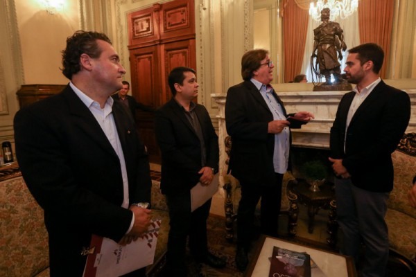 Governador Recebe Convites Para Sicc E Mostratec Governador Recebe Convites Para Sicc E Mostratec