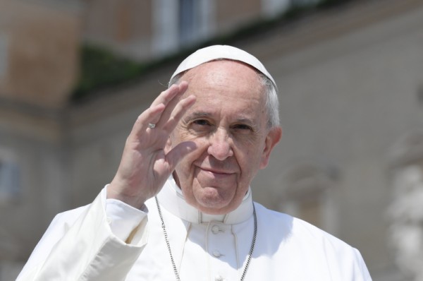 Papa Cita Crise Ao Recusar Convite De Temer Para Visitar Brasil