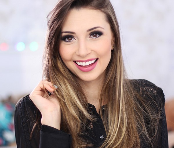 Maquiagem Para Fotos De Convite De Formatura â Sempre Glamour Maquiagem Para Fotos De Convite De Formatura â Sempre Glamour